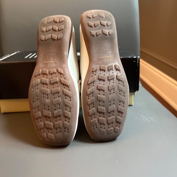 GEOX leather Loafers - white, size 7.5 - Picture 6 of 6